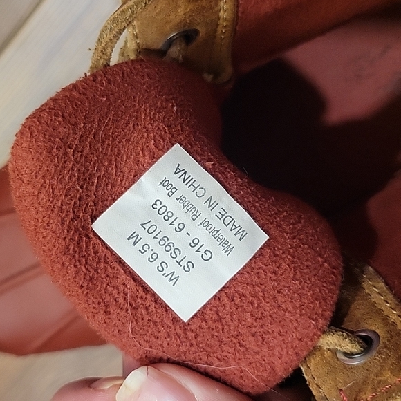 SPERRY women’s saltwater duck boot - Picture 7 of 9